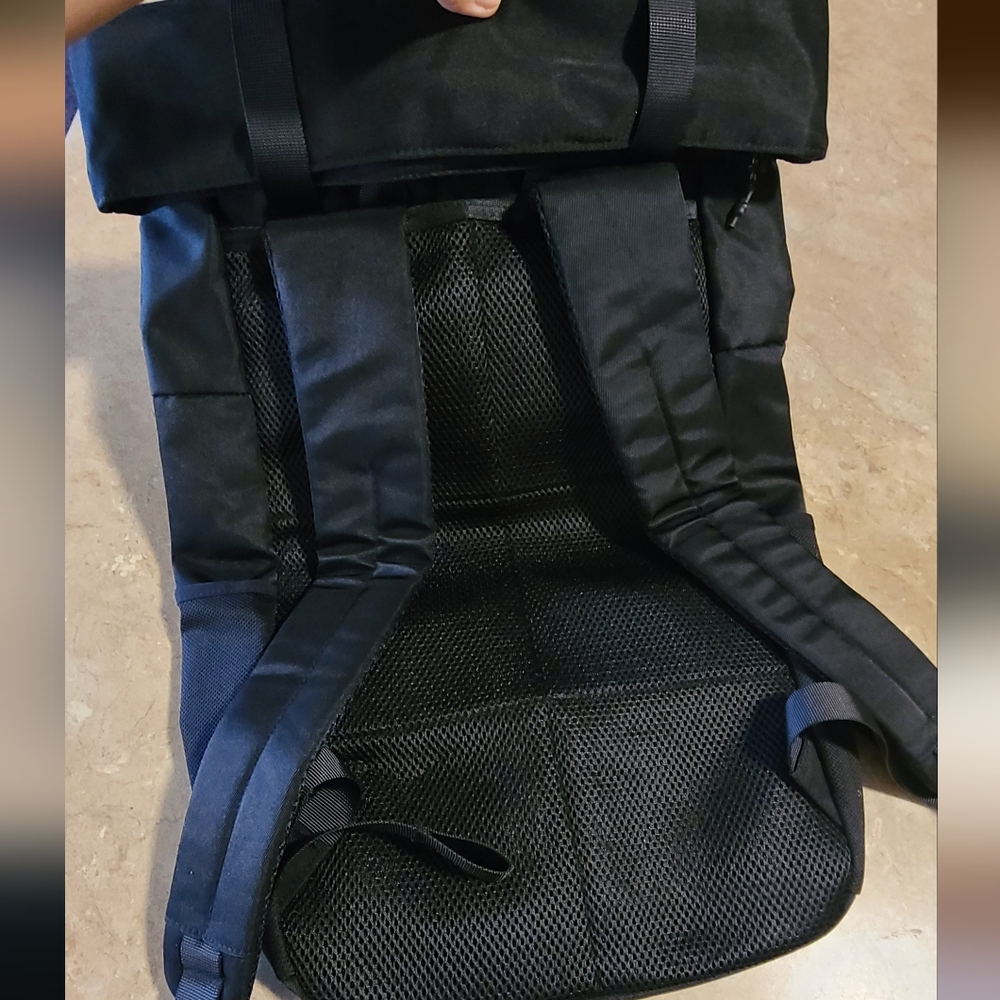 Fabletics Backpack NEW - Picture 11 of 16